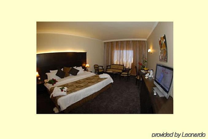 Sun Hills Suites Hotel Jounieh Exterior photo